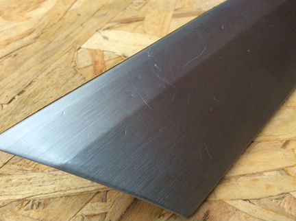 Молдинг обшивки левой двери Mercedes W204 C 204