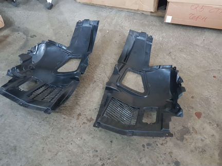 Подкрылок BMW 5 F10 F11 кожух колесный