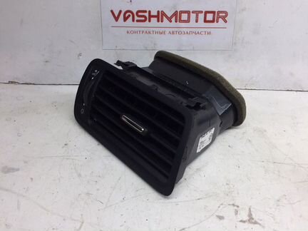 Дефлектор воздушный правый Volkswagen Passat Cc