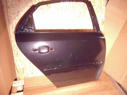 Дверь задняя правая Опель Вектра хэчтбек