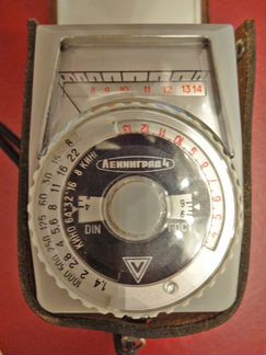 Фотоэкспонометр Ленинград-4