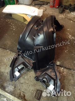 Подкрылок Тойота Авенсис с 2003 по 2007 год