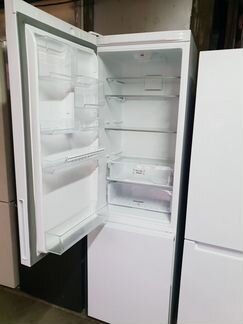 Холодильник H-Ariston HFP 5200