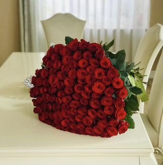 101 красная роза