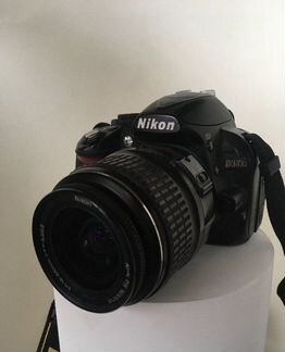 Камера Nikon D3100
