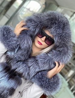 Парка с натуральным мехом