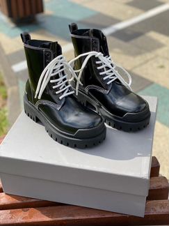 Ботинки Balenciaga Strike