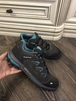 Походные ботинки