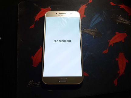 Телефон Samsung