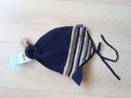 Шапка фирмы Sterntaler новая р. 51