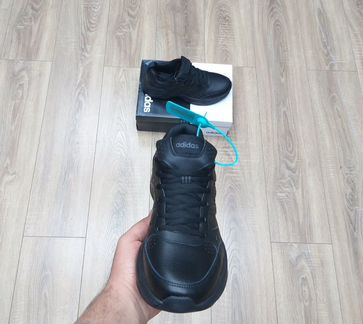 Кроссовки Adidas Strutter