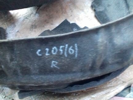 Подкрылок задний Мерседес C205,С 205 идеал оригин