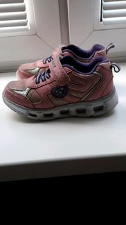 Кроссовки котофей