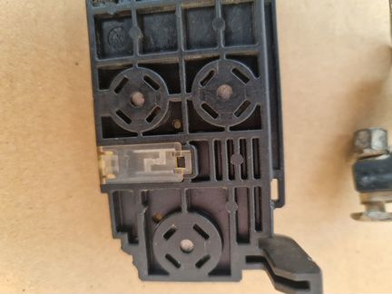 Датчик управления зарядкой аккумулятора Mazda 5