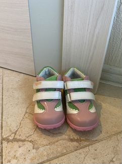 Ботинки Котофей почти новые 23