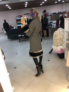 Пальто зимнее с мехом