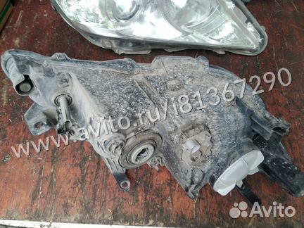 Фара передняя Toyota Camry v50