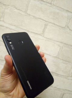 Huawei P20 Lite (В полной комплектации)