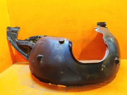 Подкрылок передний левый Skoda Octavia 3 A7 (5E)