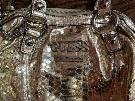 Сумка кожанная женская новая Guess
