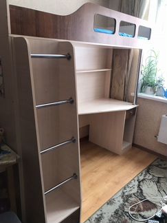 Кровать