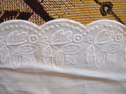 Шитье батистовое