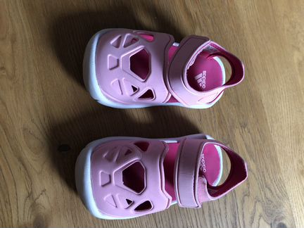 Сандали Adidas размер 23
