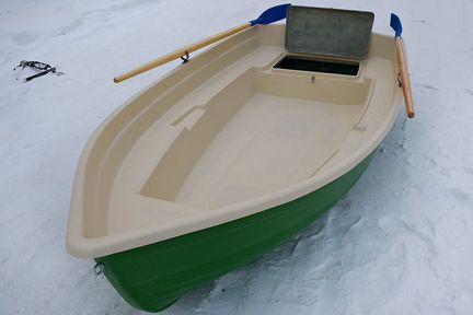 Стеклопластиковая лодка Виза Тортилла - 305 с Рунд