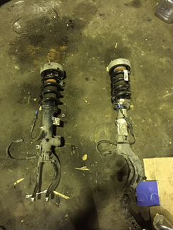 Амортизатор передний левый правый X5M X6M F85 F86