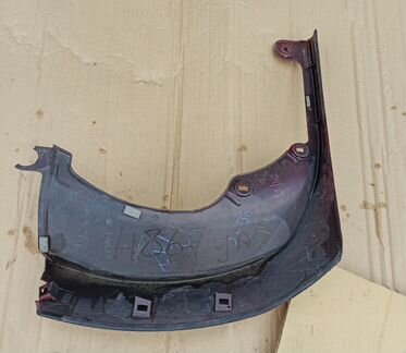 Накладка крышки багажника Toyota Rav 4 (XA30)