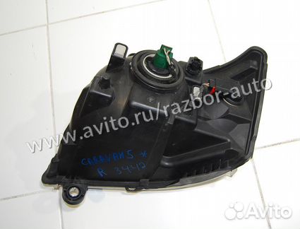 Фара правая Dodge Grand Caravan 2007-2012