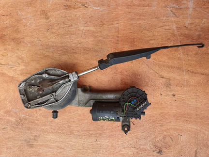 Трапеция дворников Mercedes 210, 1997г