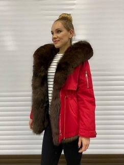 Парка (красная) с натуральным мехом/40-50 р