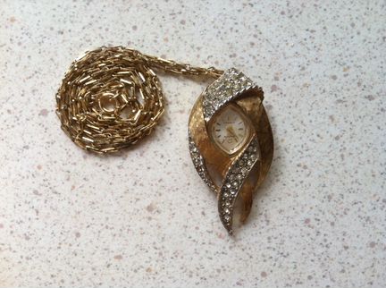 Часы - колье Waltham, винтаж 1970х Швейцария