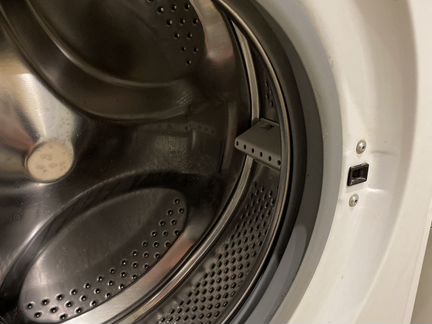 Indesit 85x60x35