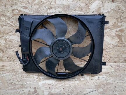 Вентилятор Mercedes C300 W204 3.5 2014