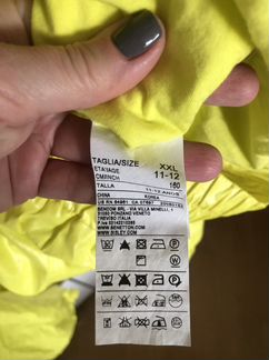 Куртка ветровка на девочку 11-12 лет Benetton