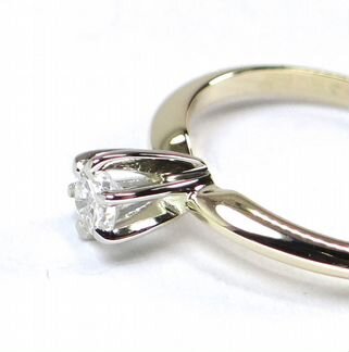 Золотое кольцо 585 пробы с бриллиантом 0.19 ct