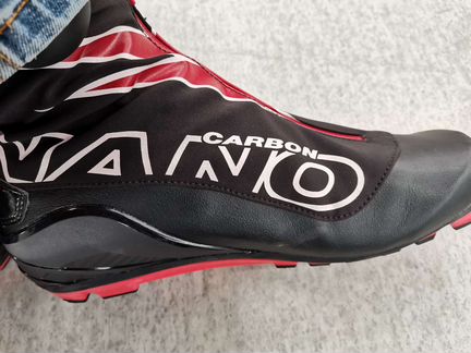 Ботинки для беговых лыж 46 р новые