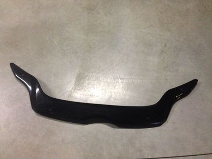 Мухобойка на капот Ford Focus 3