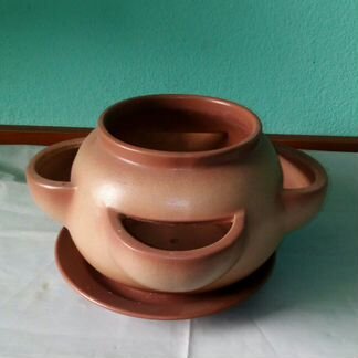 Горшок глиняный