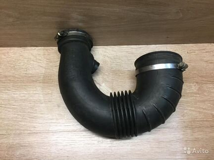 Патрубок воздуховод Мерседес w211