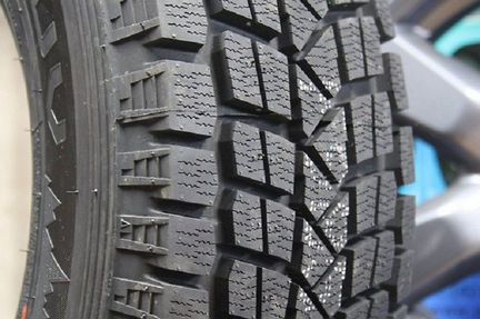 Maxxis SS01 Presa SUV 275/45 R20 + Шиномонтаж
