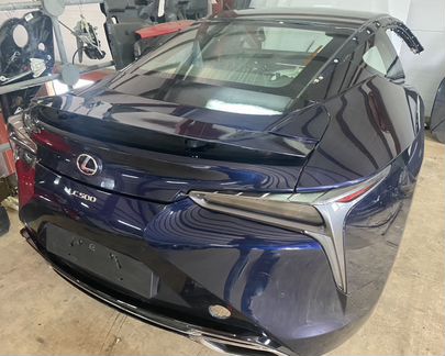 Петли крышки багажника Lexus LC500