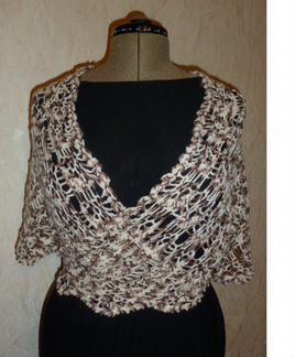 Шаль, связанная крючком