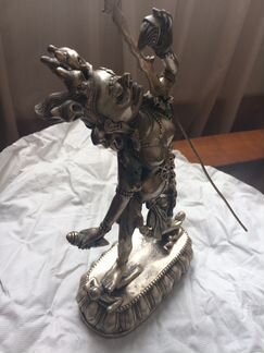 Статуэтка богов индуистской мифологии