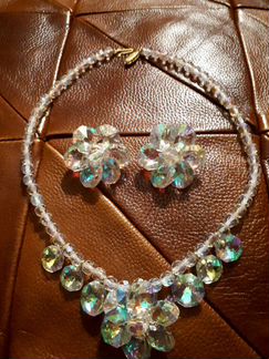 Клипсы и колье