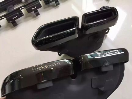 Насадки глушителей черные Mercedes C 205 63 AMG