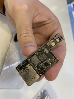 Материнская плата iPhone XXsXS MAX ремонт