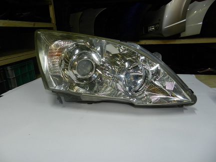 Фара правая honda CRV 3 ксенон